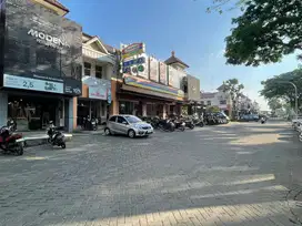 LANGKA Ruko 2 lantai strategis  PLAZA PITANIAGA kota baru parahyangan