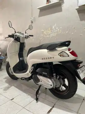 Scoopy 2025 “ bintang dewata motor “