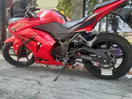 DIJUAL MOTOR KAWASAKI NINJA 250 KARBULATOR TAHUN 2009
