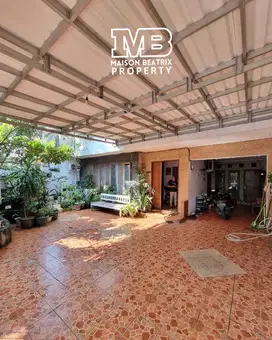 DIJUAL RUMAH BAGUS SIAP HUNI DI PINGGIR JALAN RAYA GRIYA LOKA - BSD