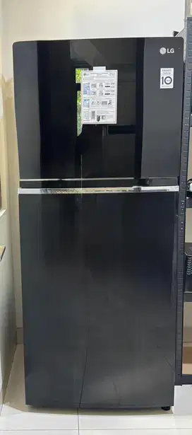 Kulkas LG 2 Pintu