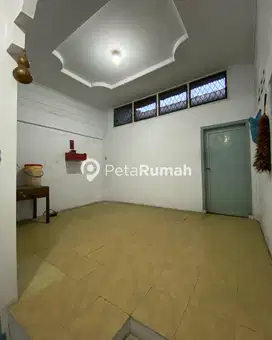 DIJUAL TOWNHOUSE  JALAN BENGKALIS II - DAERAH SUTOMO