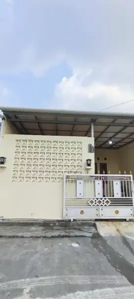 RUMAH DI KONTRAKAN FULL RENOV / SEWA PERUMAHAN MEWAH BOGOR KOS TAHUNAN