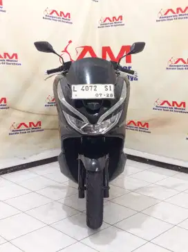 Honda pcx 150 cbs tahun 2018 warna Hitam