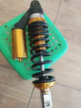 Shock breaker tabung