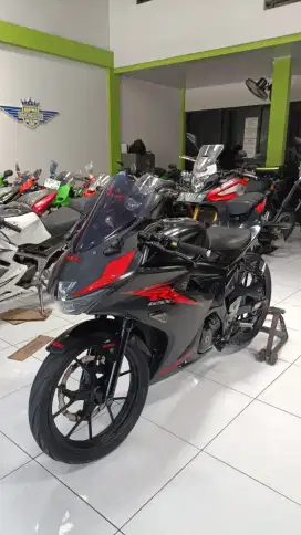 (SPM) Suzuki GSX R150 tahun 2017 Terawat Orisinil