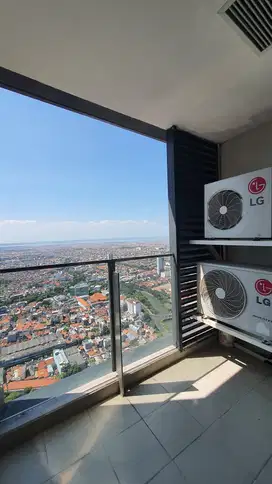 BUTUH UANG! DIjual Cepat apartemen the peak tunjungan plaza