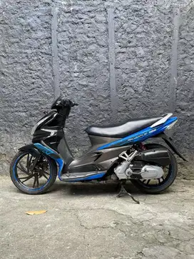 Suzuki skywife 125 tahun 2012 hitam biru original