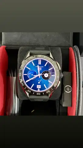 Tag Heuer Connected E4 45mm smartwatch SBR8A10