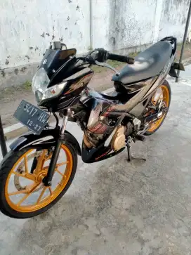Satria Fu warna favorit