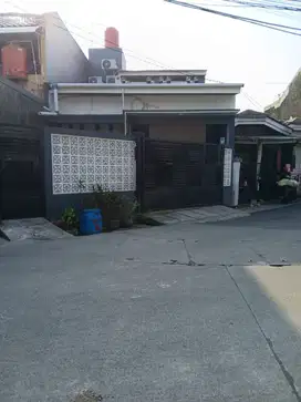 Rumah 2 Lantai Akses dekat TOL, Rumah Sakit, Graha Raya, Alam Sutera