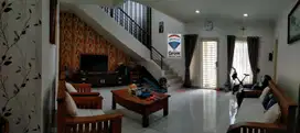 Di Jual Rumah sudah Renovasi Di Chrysocolla - Dekat Mall SMS
