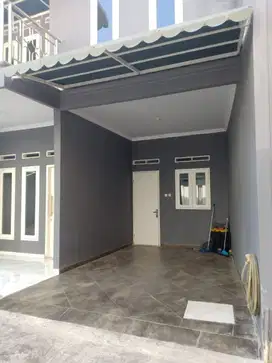 Rumah Hadap Selatan 6 Mnt ke Stasiun Tanjung Barat Siap KPR J-35260