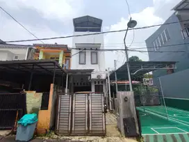 Rumah 3 Lt SHM 14 Mnt ke MargoCity Siap Huni Dibantu KPR J-33475