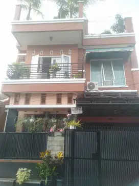 Rumah 5 Kamar Tidur SHM Siap KPR 15 Mnt ke Cibinong City Mall J-33414