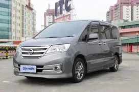TDP 7,JT Nissan Serena 2.0 Highway Star Panoramic Bensin-AT Putih 2013