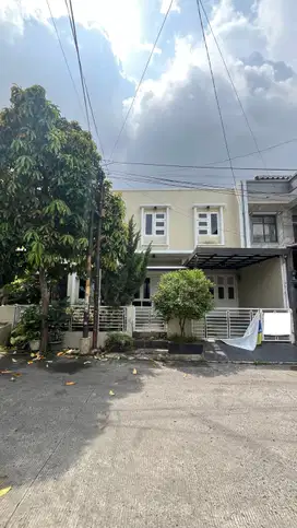 Rumah 5 Kamar Tidur 15 Mnt ke Metropolitan Bekasi Siap KPR J-33028