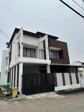 Rumah 4 Lt Hadap Timur 16 Mnt ke Mall The Jungle Siap KPR J-33724