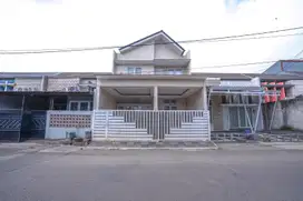 Rumah 2 Lt Hadap Utara 16 Mnt ke Stasiun Cibinong Siap KPR J-34936
