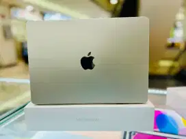 MacbookAirAppleM3MC8J4ID/AStarlight16/256GBiBoxGaransiJuni26CC16BH98%