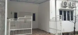 Disewakan Cepat Rumah Baru Dibangun The Royal Residence Cakung