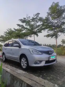 Grand livina sv AT