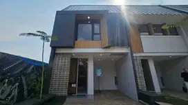 Cinere Limo rumah minimalis dengan swimpool sportclub dp0 free biaya
