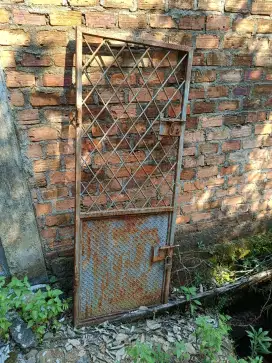 Pintu Besi Teralis/ Teralis Pintu Rumah/Pagar Besi