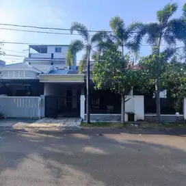 Disewa rumah siaphuni di Harapan Indah Cluster Aralia