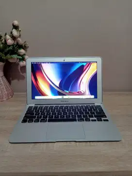 Di jual Macbook Air thn 2013