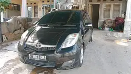 Yaris E MT 2012 Lengkap
