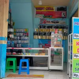 Penjaga konter jualan pulsa dll