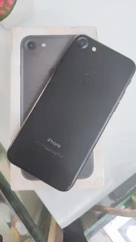 iPhone 7 32GB Jaringan Anti Blokir