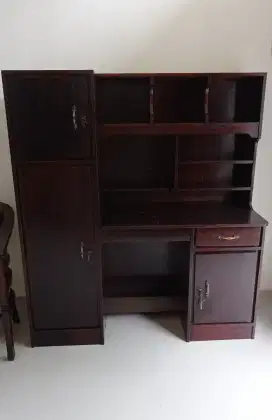 Meja belajar anak