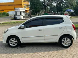 TOYOTA AGYA G AT 1.0 PUTIH 2015