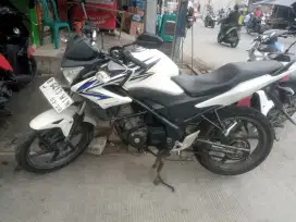Honda CB 150 R 2013 lengkap
