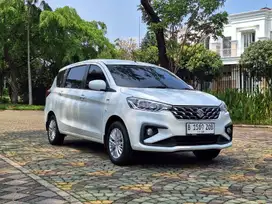 Tangan Pertama TDP 5jt Saja Ertiga GL matic at 2023 Putih Srvce Record