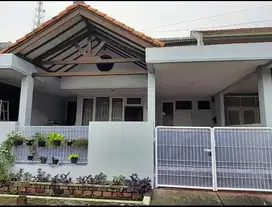 Dijual Rumah Di Perumahan Buana Gardenia, Pinang - Tangerang