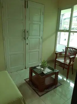 Dijual rumah 2 lantai di Legenda Wisata Cibubur