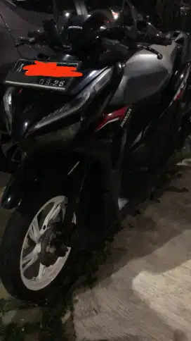Jual motor Vario 125 tahun 2020