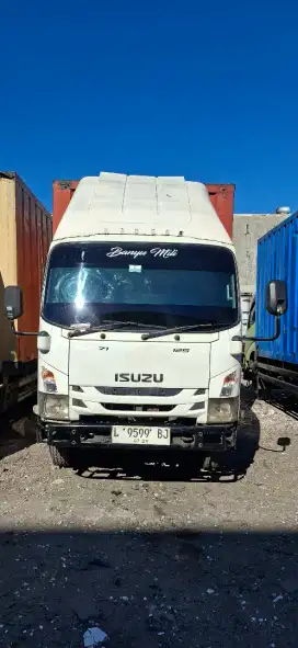 Isuzu NMR 71 standart 21 kubik