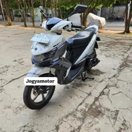 Yamaha Xeon tahun 2014 Pajak hidup
