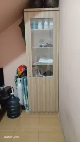 Lemari Arsip Satu Pintu