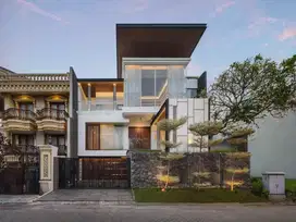 Luxury Rumah Pakuwon City dekat Kertajaya Araya Manyar Dharmahusada