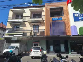 Ruko Premium Strategis 3 lantai Raya Puputan Renon Denpasar Bali