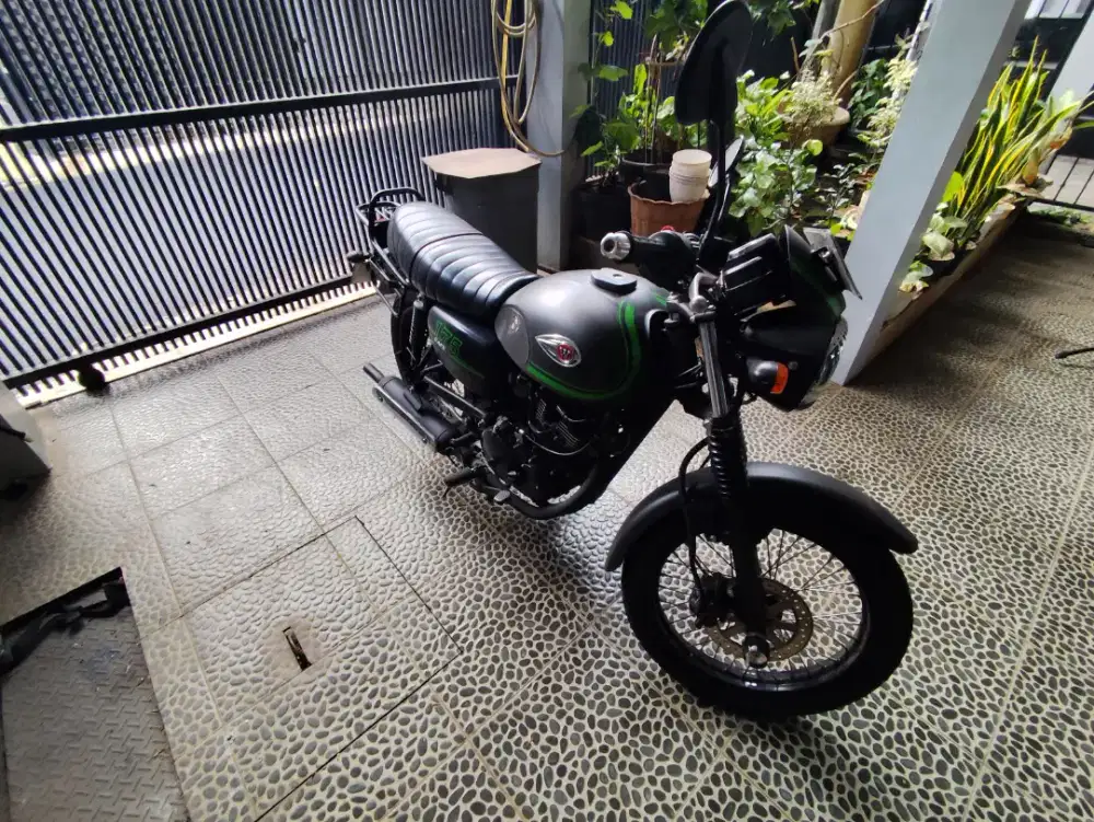 Kawasaki W175 2021 Klasik Modern Siap gaspol