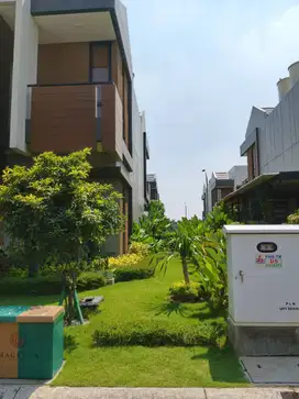 Rumah hooek harga dibawah pasaran, Cluster Burgundy Summarecon Bekasi