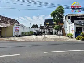 Dijual Ex Resto & Cafe Strategis di tepi Jl. Widuri - Banyuwangi
