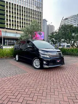 [Low Odo] Toyota Vellfire ZG Aless 2.4 AT 2013