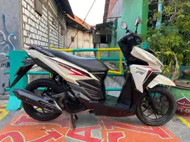 Vario 125 Techno 2016 Putih LED